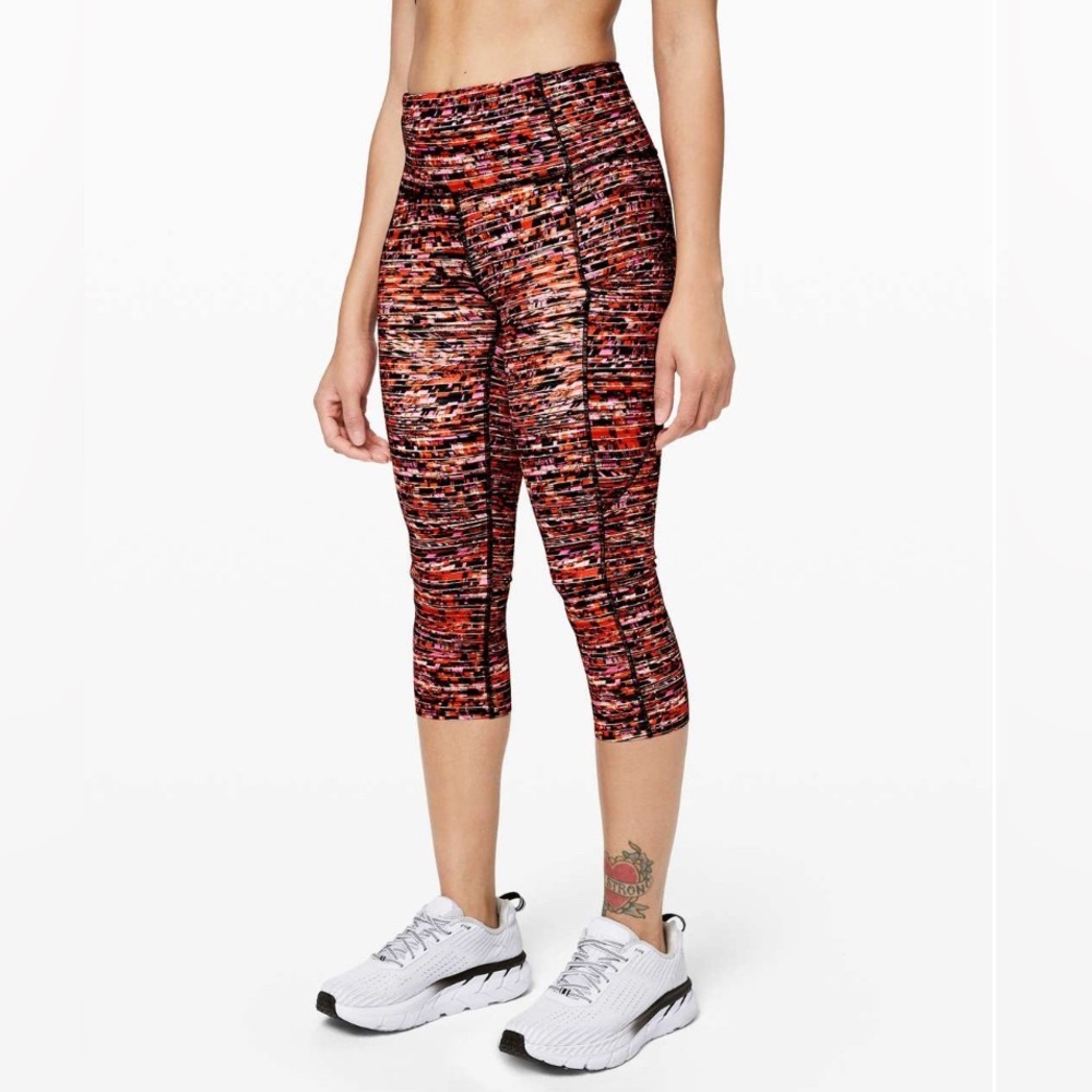 Lululemon Fast and Free Crop II 19" Nulux Leggings Size 6